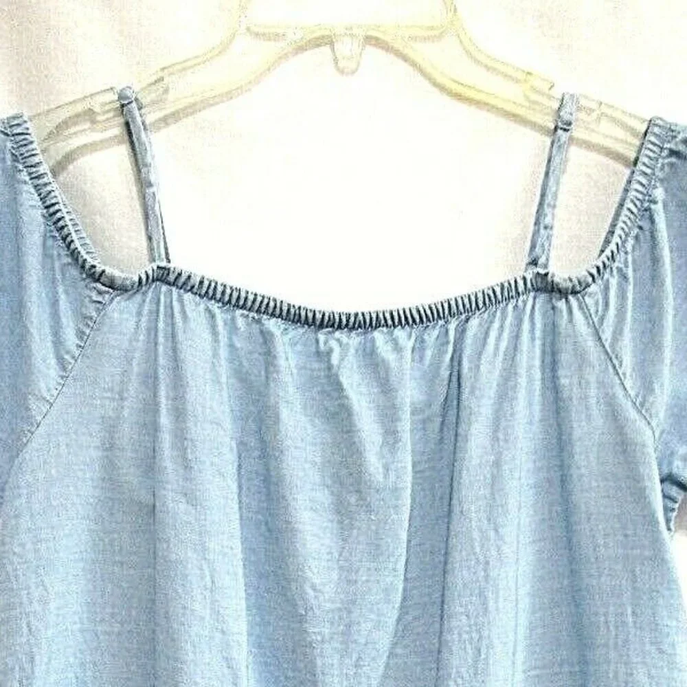 OLD NAVY dress M Eyelet blue chambray cold shoulder EUC - Picture 4 of 11